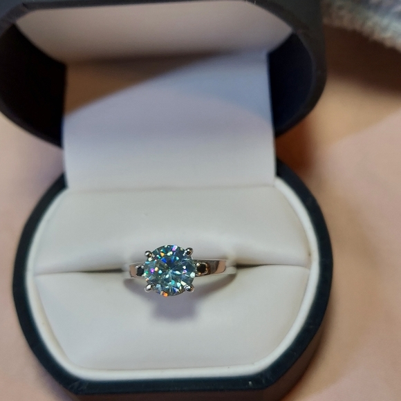 Sweet Moissanite Ring - Picture 11 of 16